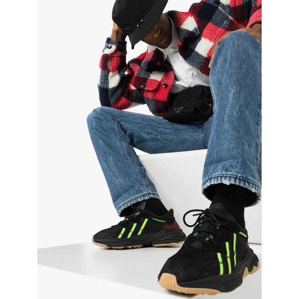 Кроссовки Ozweego из коллаборации с Pusha T 2