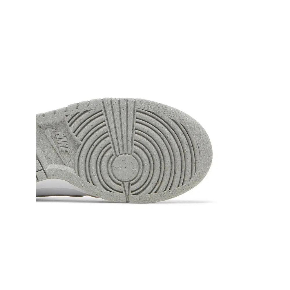 Кроссовки Nike Wmns Dunk Low Next Nature 'Light Orewood Brown' 5