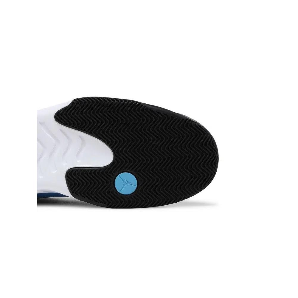 Кроссовки Air Jordan Max Aura 2 'Black University Blue' 5