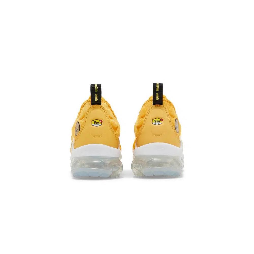Кроссовки Nike Wmns Air VaporMax Plus 'Go The Extra Smile' 6