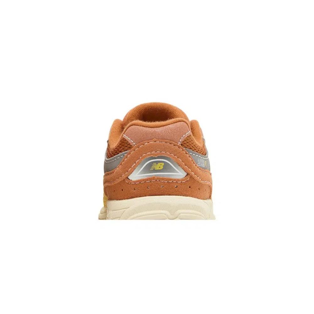 Кроссовки New Balance 2002R Toddler 'Ginger Lemon' 7