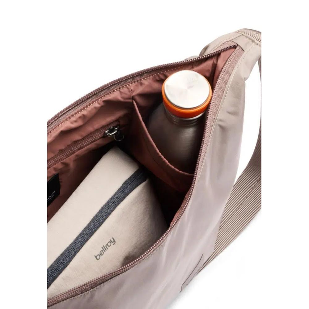 Сумка-полумесяц Bellroy Laneway Crescent Bag 7L - Олененок 4