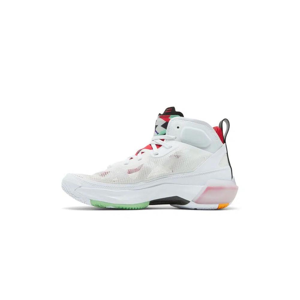 Кроссовки Air Jordan 37 'Hare' 3