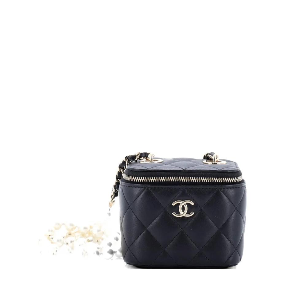 Мини-клатч Vanity Case with Pearl Chain Quilted Lambskin 1