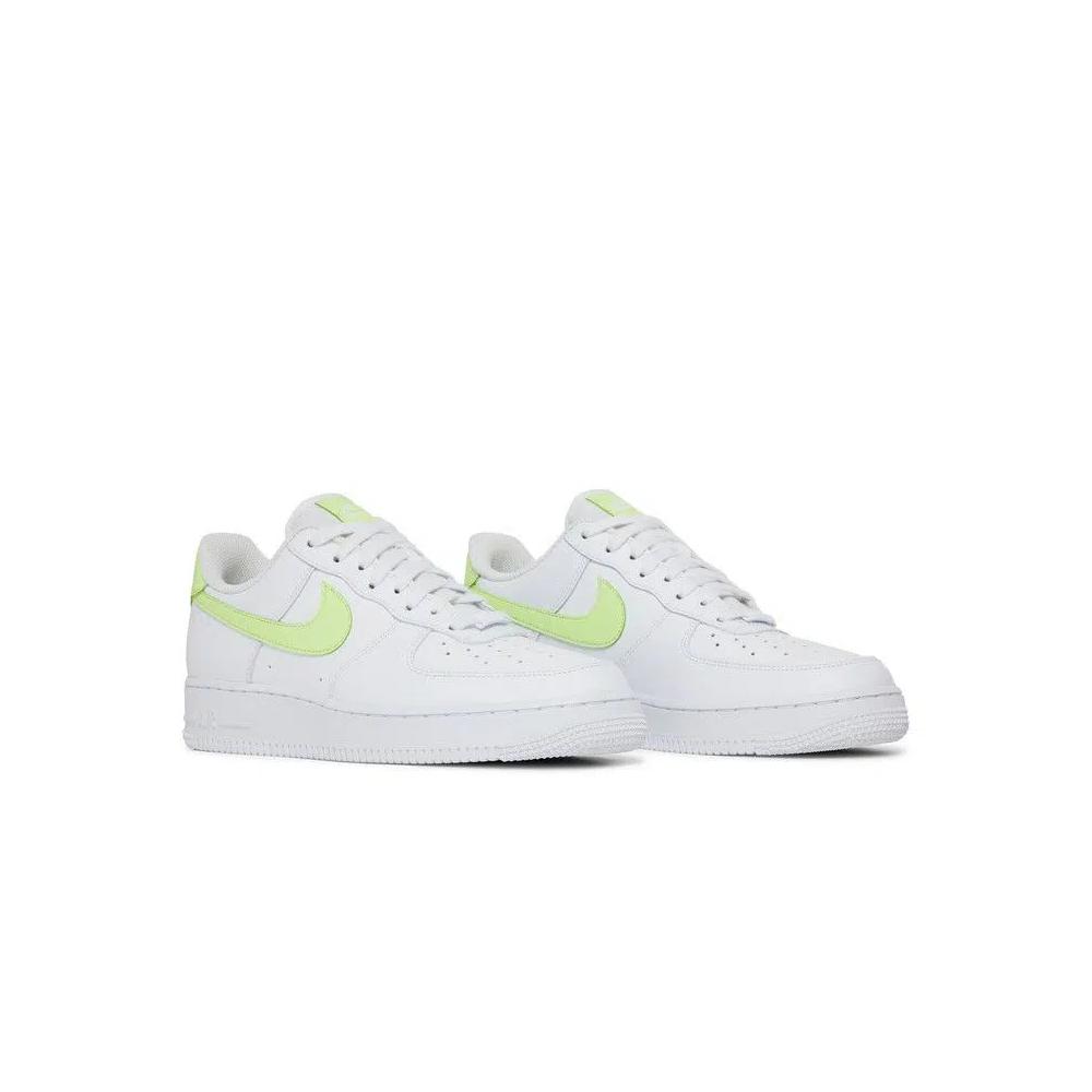 Кроссовки Nike Wmns Air Force 1 '07 'White Barely Volt' 8