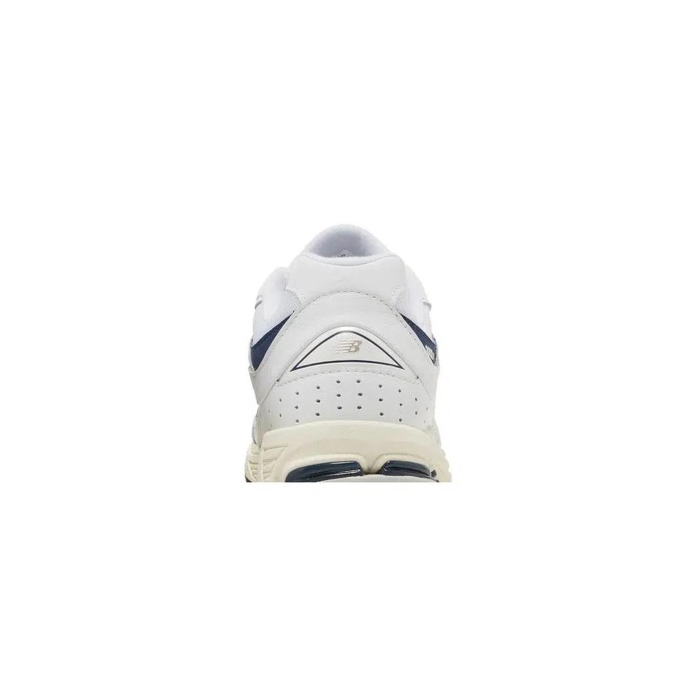 Кроссовки New Balance 2002R 'White Natural Indigo' 7