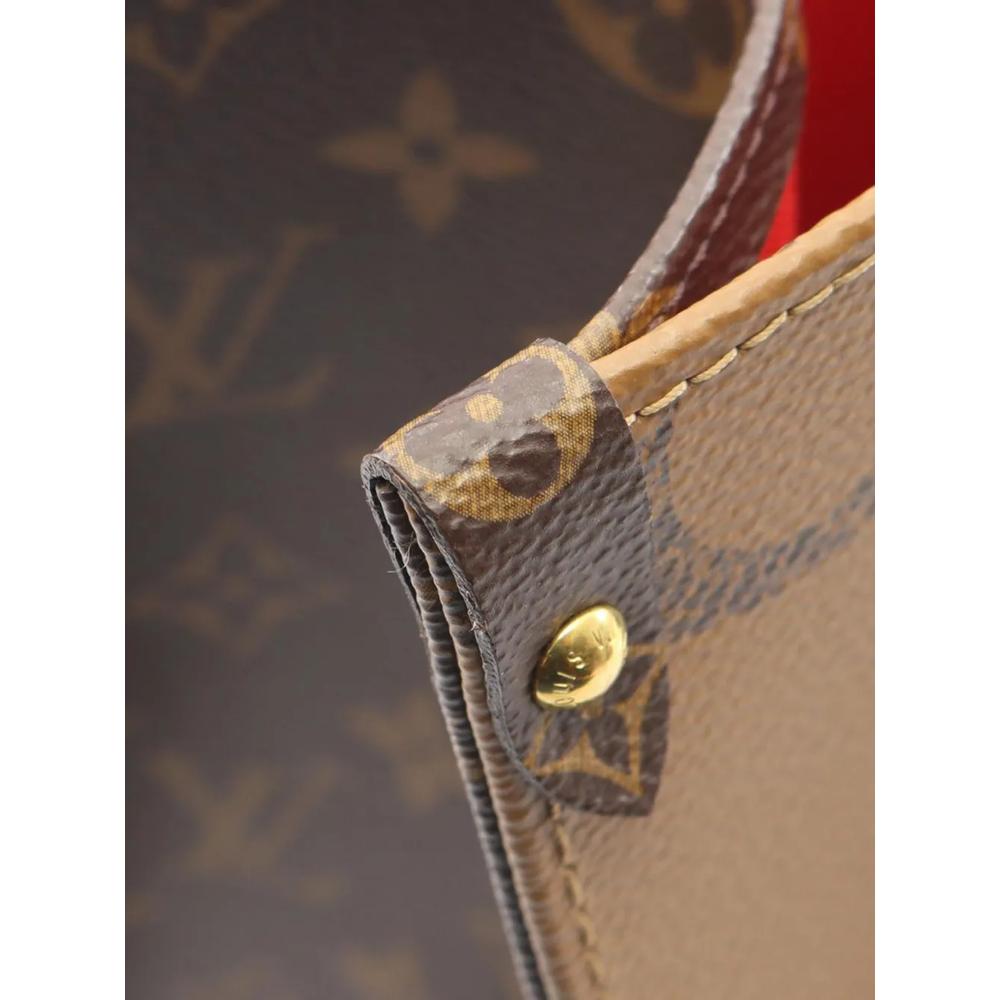 Сумка-сэтчел Monogram Reverse Giant OnTheGo MM (2021-2026 годы) 2