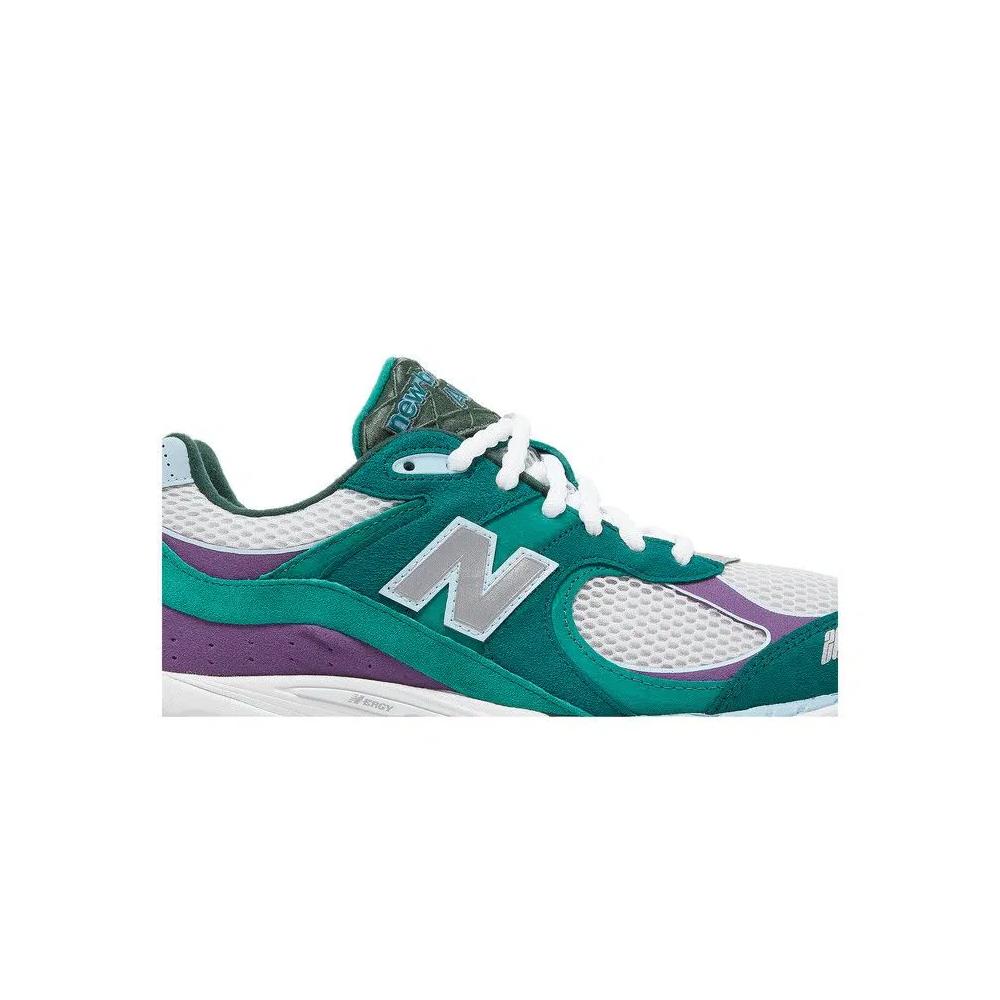 Кроссовки Up There x New Balance 2002R 'Backyard Legends' 2
