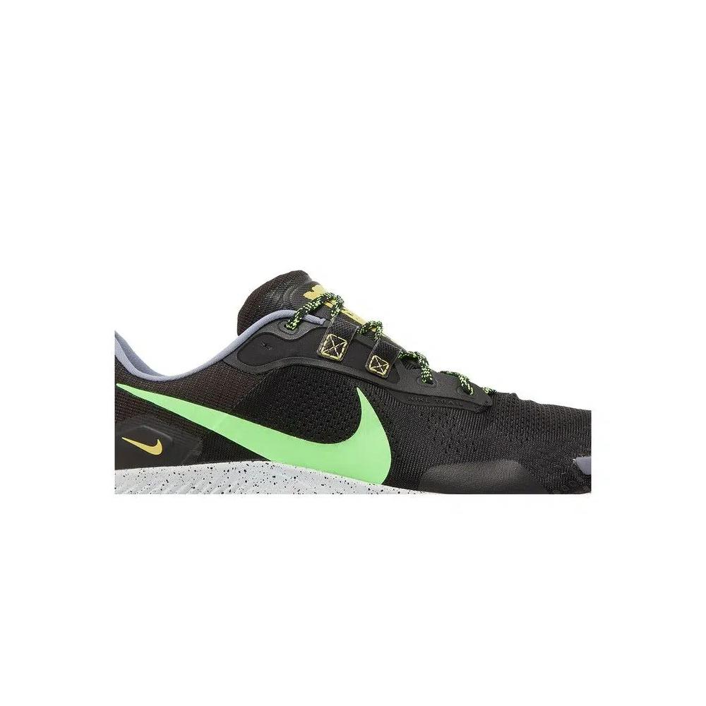 Кроссовки Nike Pegasus Trail 3 'Black Green Strike' 2