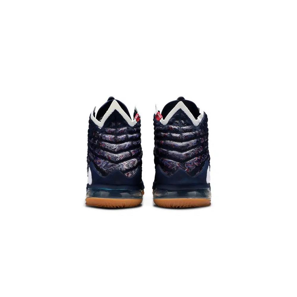 Кроссовки Nike LeBron 17 'UConn' 6