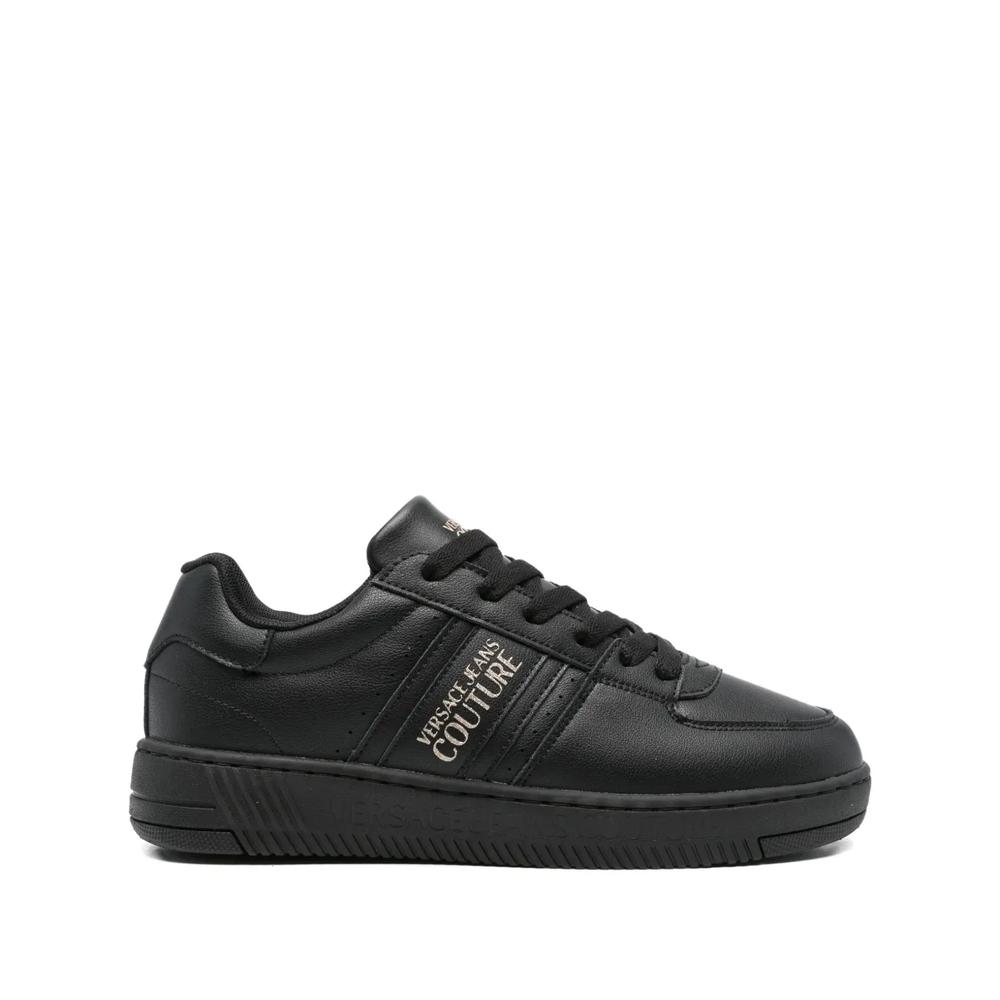 Кроссовки с логотипом 1