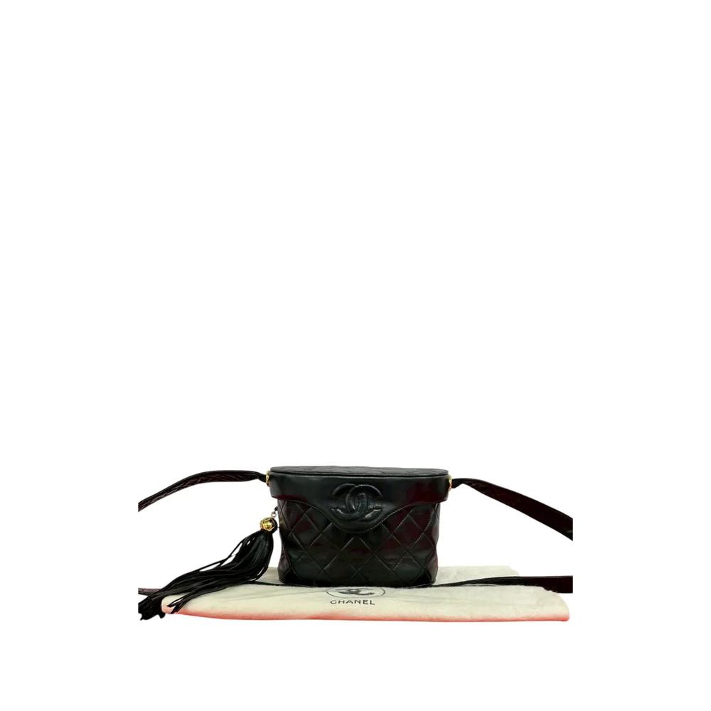 Сумка через плечо CC Quilted Lambskin Tassel Vanity Bag (1986-1988 годы) 2