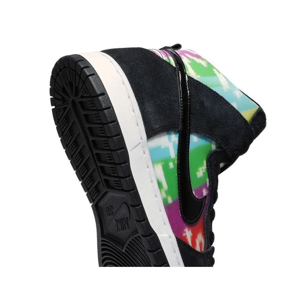Кроссовки Nike Dunk High SB 'TV Signal' 10