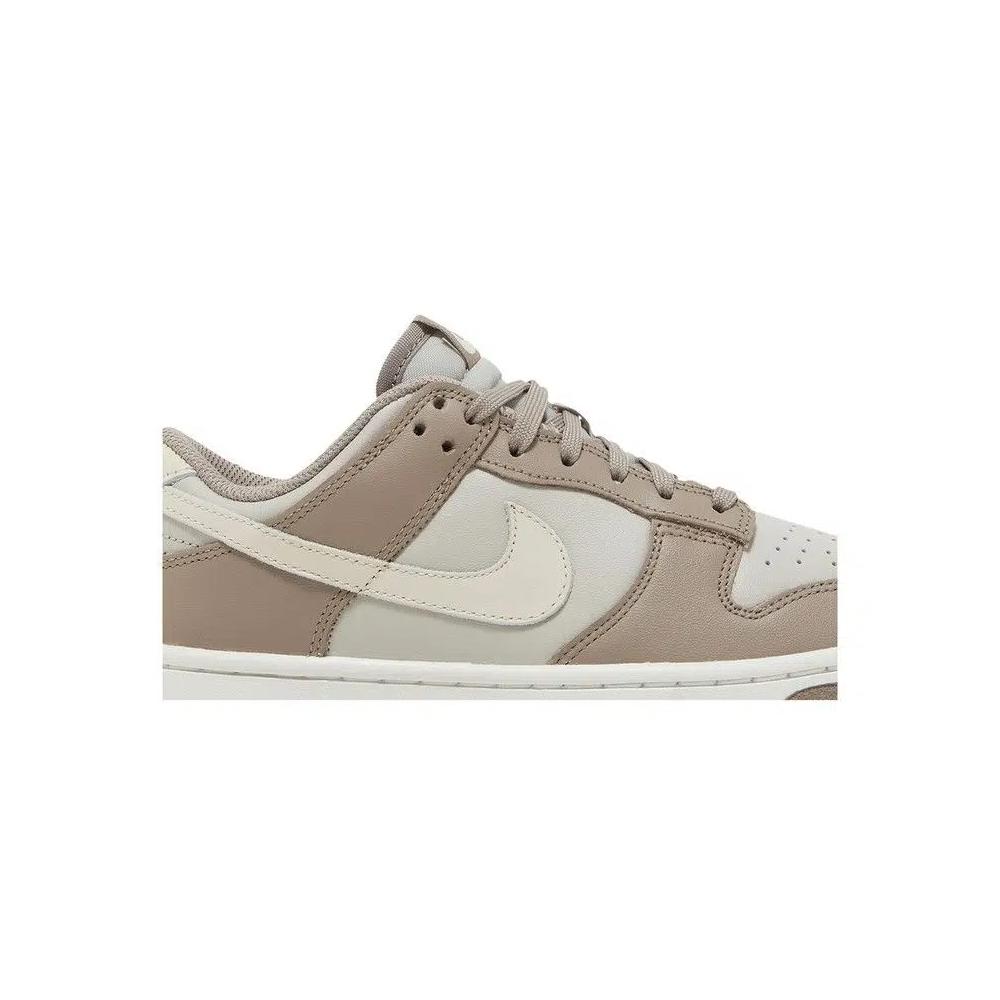 Кроссовки Nike Wmns Dunk Low 'Moon Fossil' 2