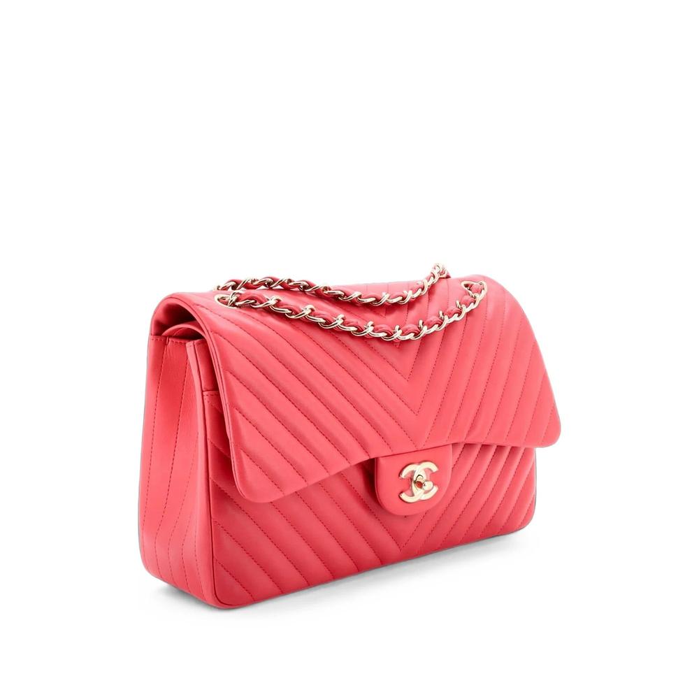 Classic Double Flap Bag Chevron Lambskin Jumbo shoulder bag 3
