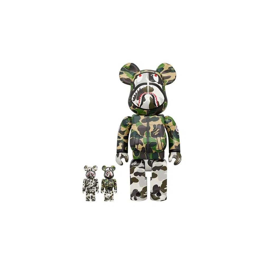 Фигурки BE@RBRICK x BAPE(R) x Canada Goose Shark 100% & 400% Set «Зеленый камуфляж» 1