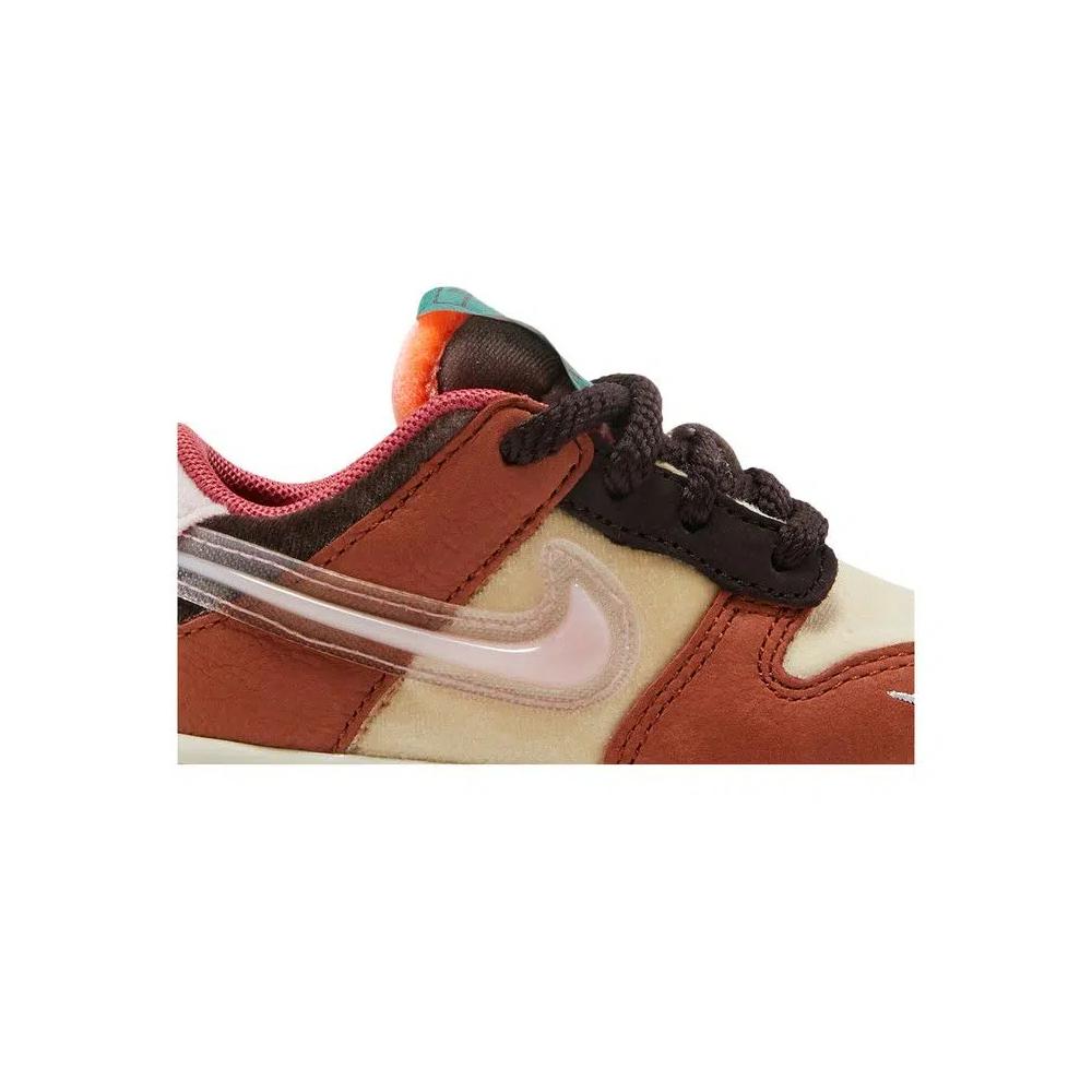Кроссовки Social Status x Nike Dunk Low TD 'Chocolate Milk' 2