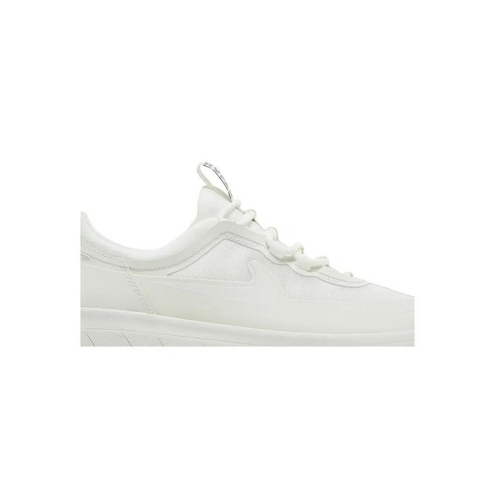 Кроссовки Nike Nyjah Free 2 SB 'Triple White' 2