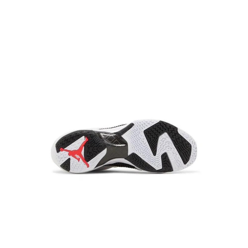 Кроссовки Air Jordan 37 Low 'Siren Red' 4