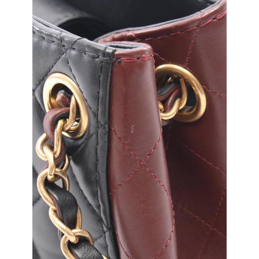 2020 CC Quilted Lambskin Drawstring bucket bag 2