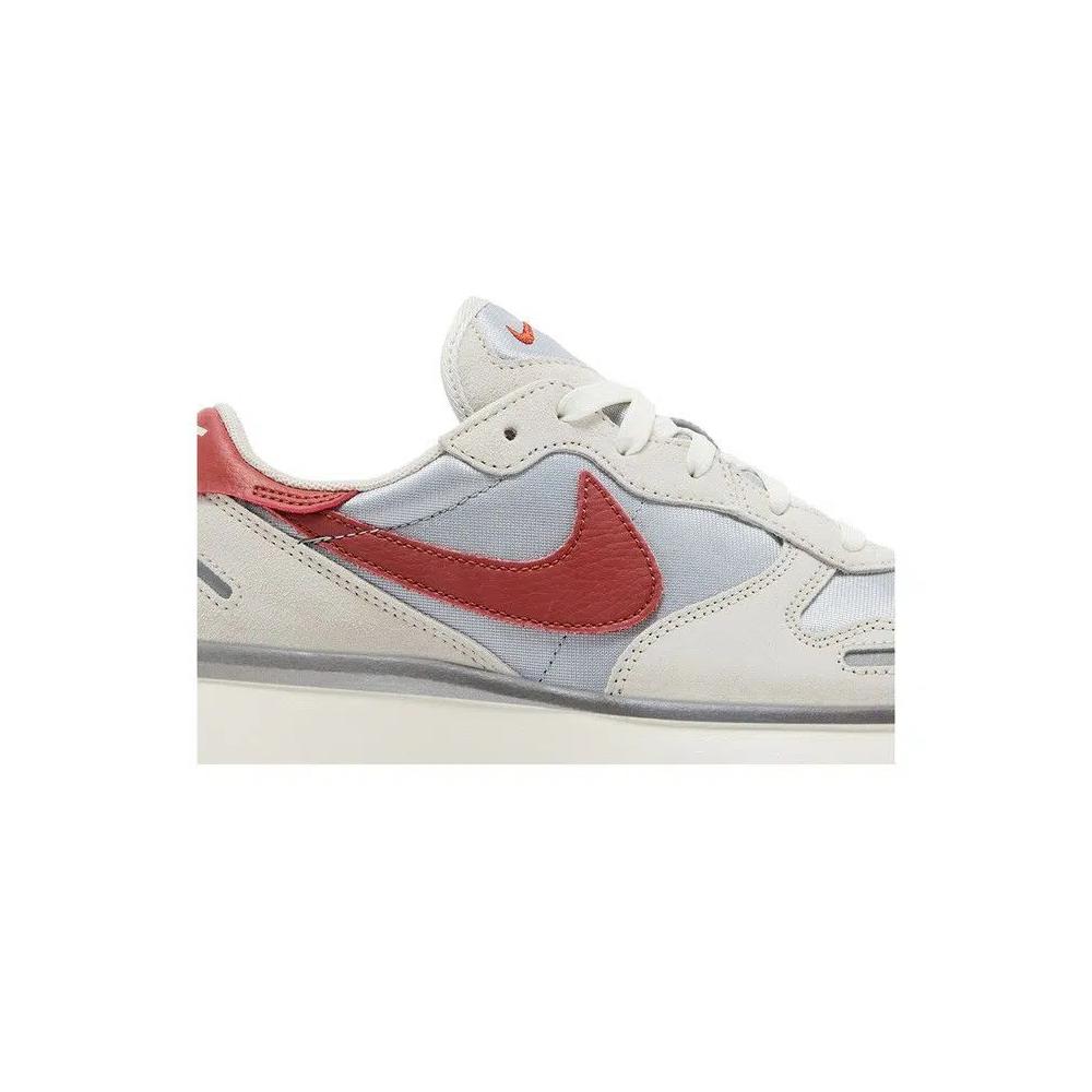 Кроссовки Lifestyle Running Nike Wmns Phoenix Waffle 'Light Bone Rugged Orange' 2