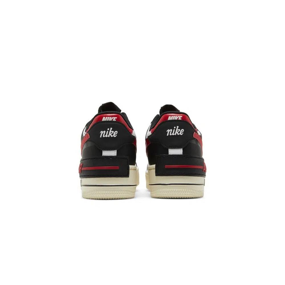 Кроссовки Nike Wmns Air Force 1 Shadow 'Black University Gold' 6