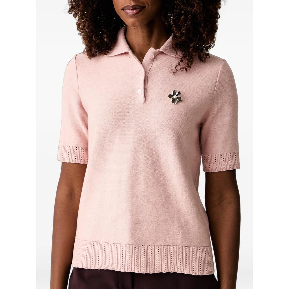 polo shirt with brooch 4