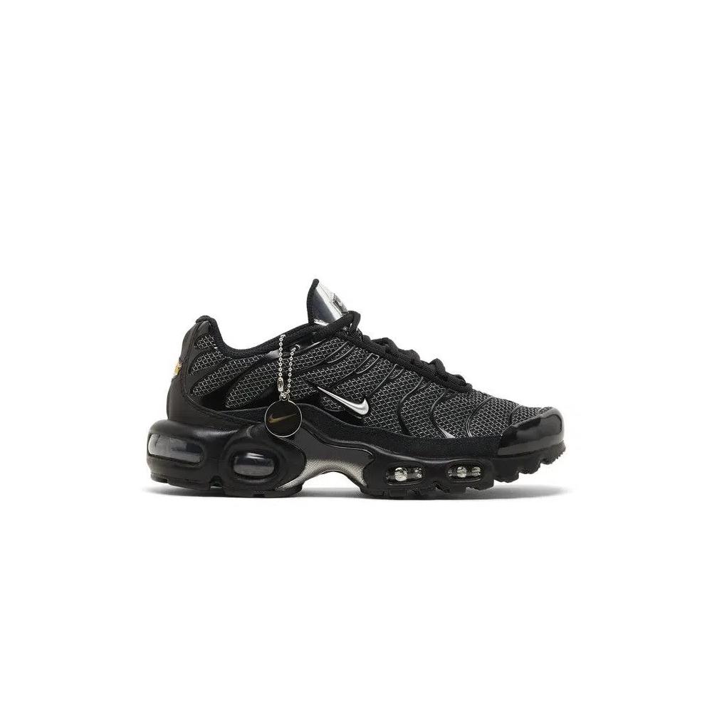 Кроссовки Nike Wmns Air Max Plus 'Black Metallic Silver' 1