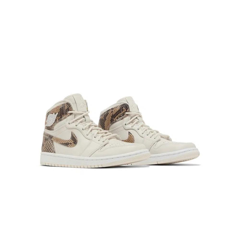 Кроссовки Wmns Air Jordan 1 Retro High Premium 'Phantom' 8