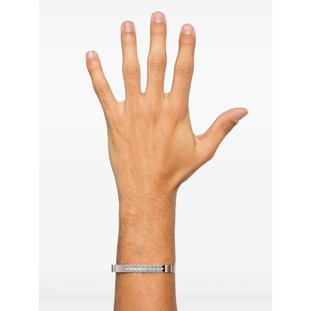 pyramid-guilloche bracelet 2