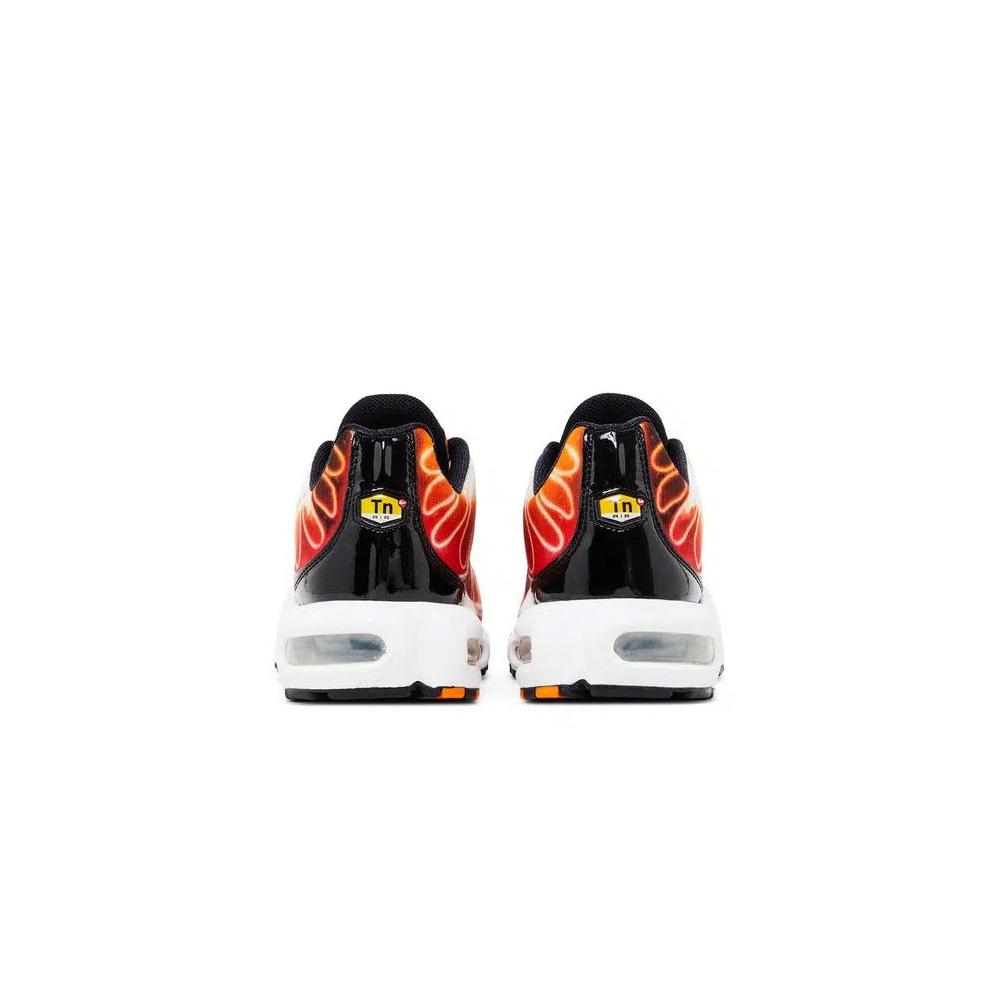 Кроссовки Nike Men's Air Max Plus 'Light Photography - Sport Red' 6