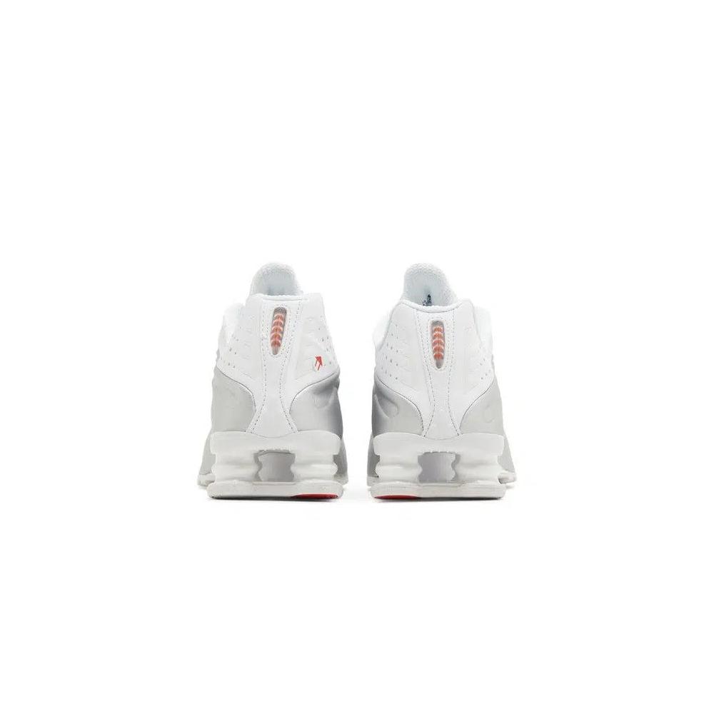 Кроссовки Nike Wmns Shox R4 'White Metallic' 2024 6