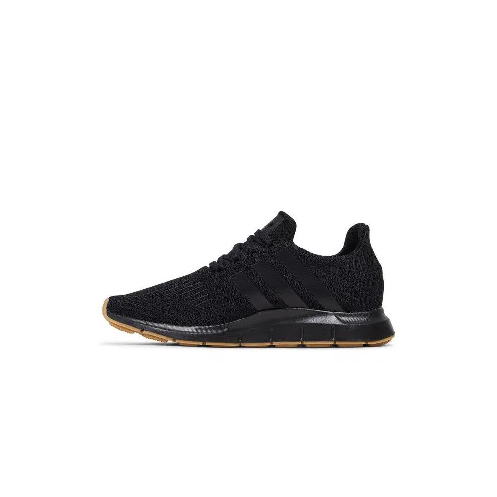 Кроссовки adidas Swift Run 'Black Gum' 3