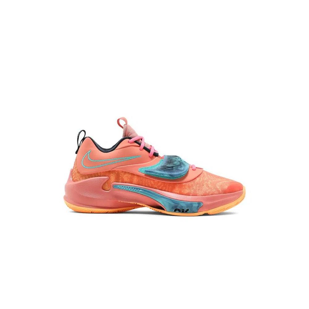 Кроссовки Nike Zoom Freak 3 «Stay Freaky» 1