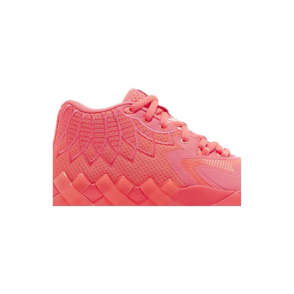 Кроссовки Puma MB.01 'Breast Cancer Awareness' 2