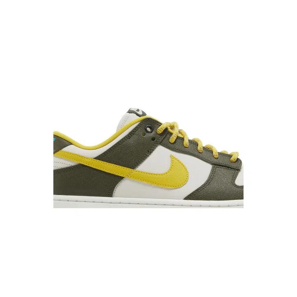 Кроссовки Nike Dunk Low Premium 'Cargo Khaki Vivid Sulfur' 2