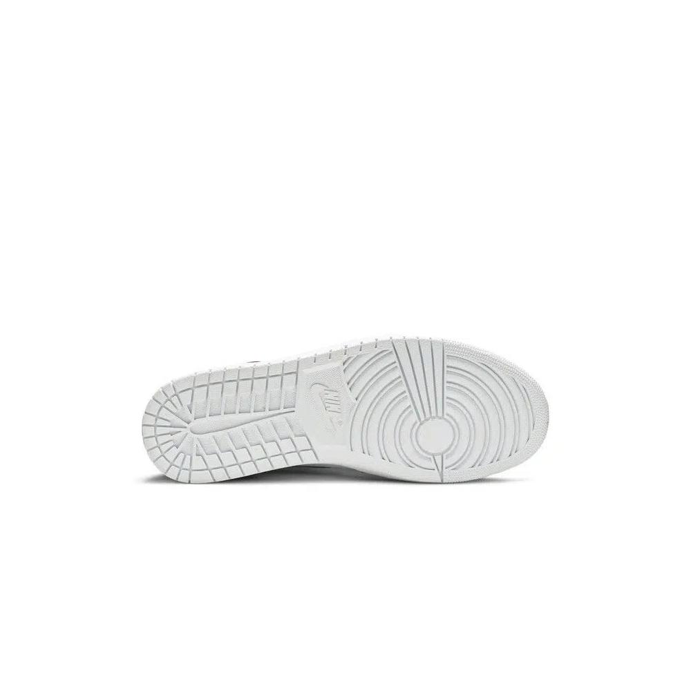 Кроссовки Air Jordan 1 Retro High 'Silver Medal' 4