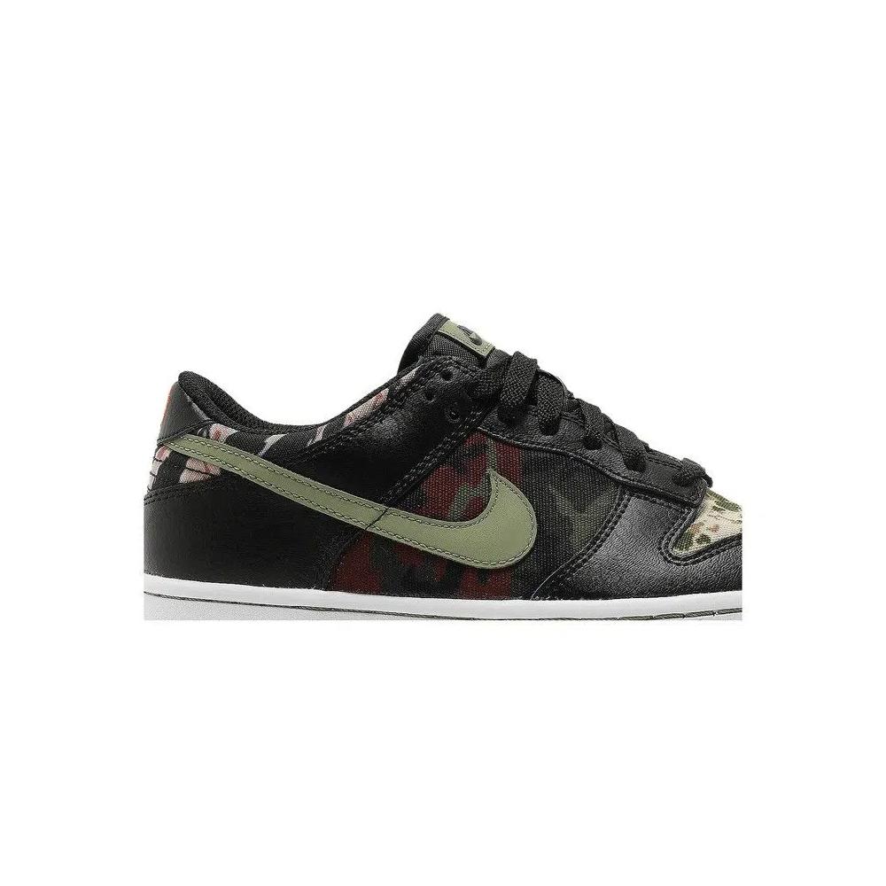 Кроссовки Nike Dunk Low SE GS 'Black Multi-Camo' 2