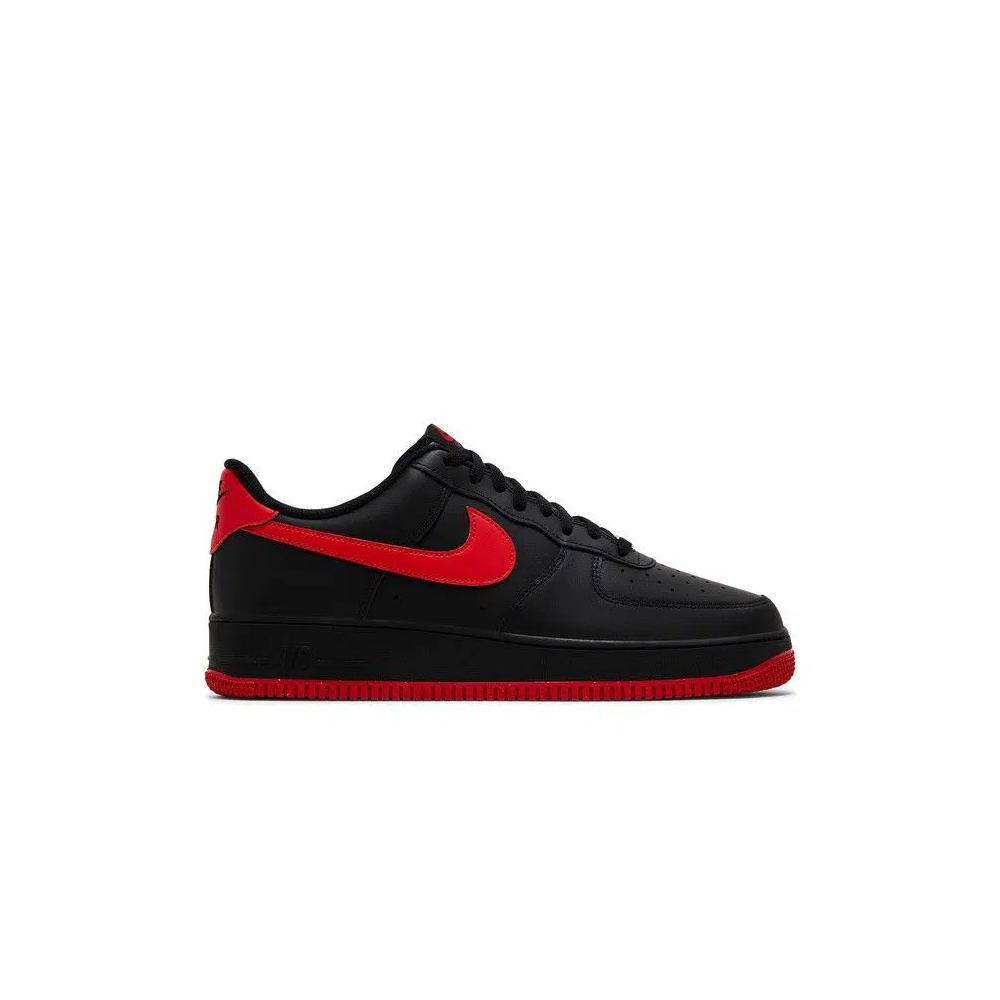 Кроссовки Nike Air Force 1 '07 'Bred' 1