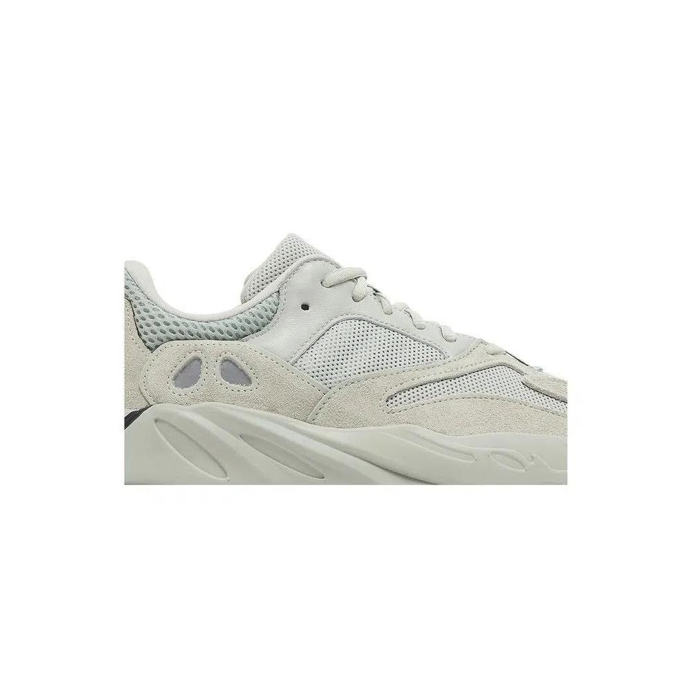 Кроссовки adidas Yeezy Boost 700 'Salt' 2024 2