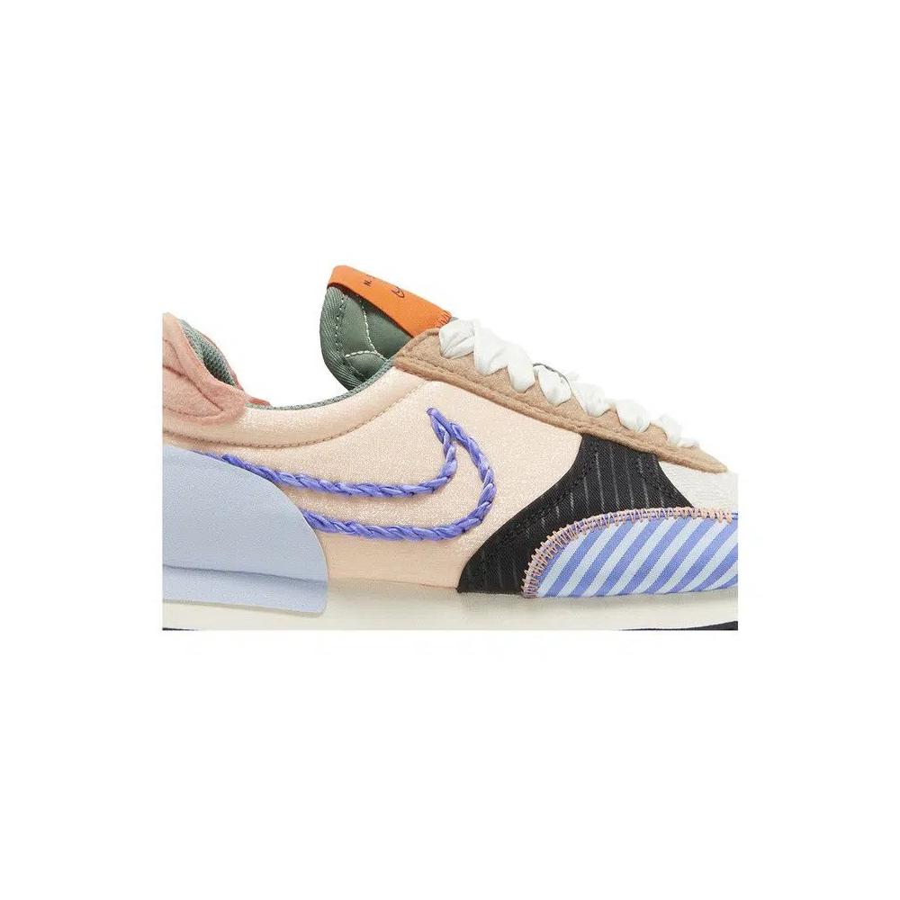 Кроссовки Nike Wmns Daybreak Type 'Crimson Tint Sapphire' 2