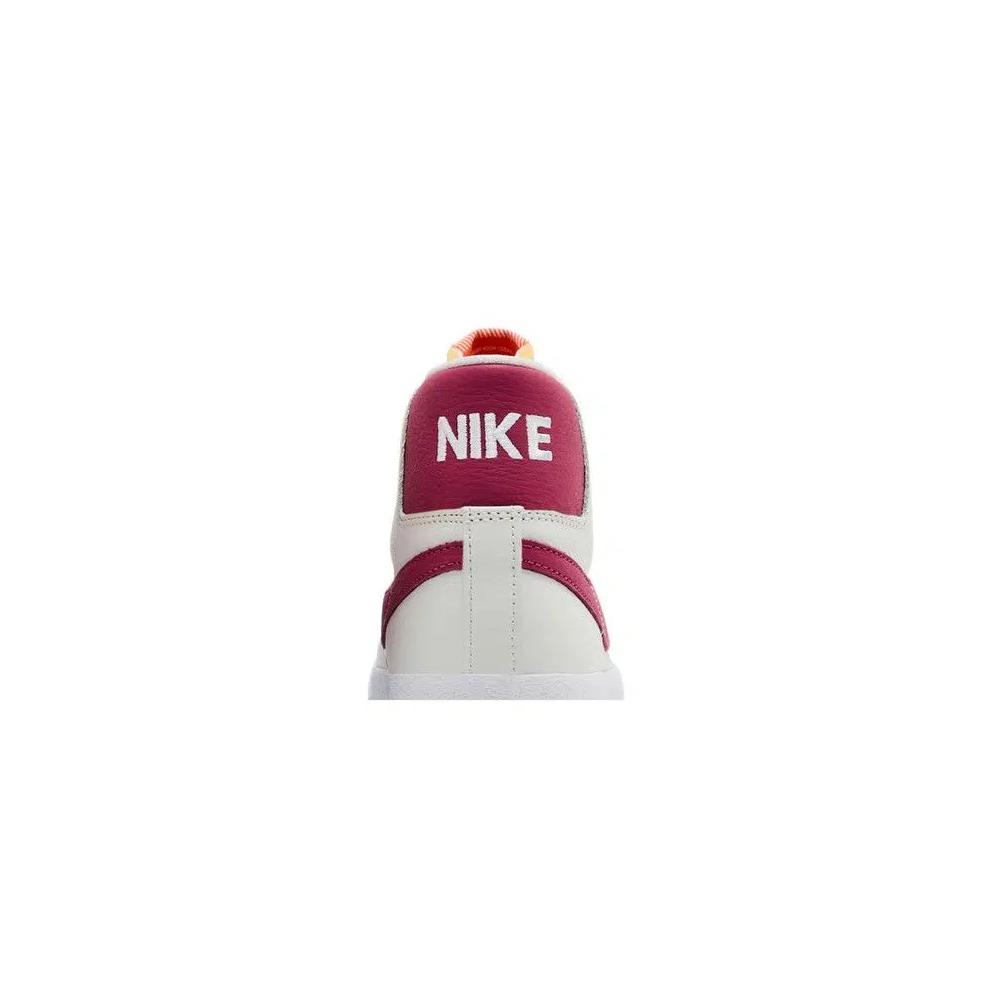 Кроссовки Nike Zoom Blazer Mid SB 'Sweet Beet' 7