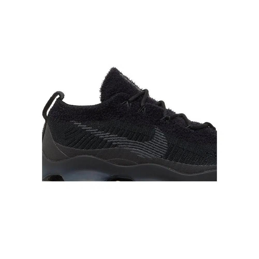 Кроссовки Nike Wmns Air Max Scorpion Flyknit 'Triple Black' 2