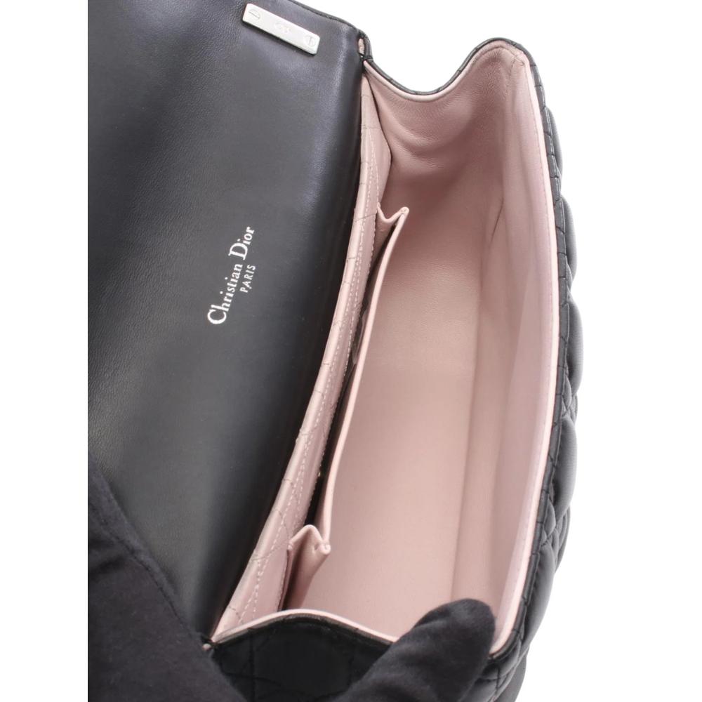 2000-2015 Lambskin Cannage New Lock shoulder bag 4