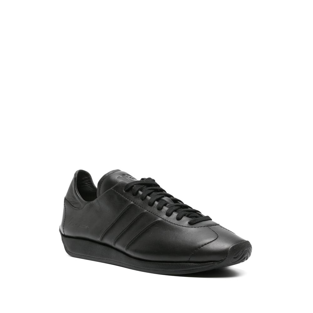 Кроссовки Country из коллаборации с adidas 2