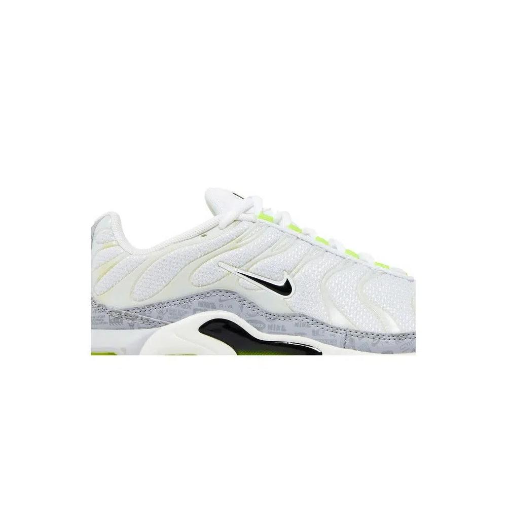Кроссовки Nike Air Max Plus GS 'Reflective Logo - White Volt' 2