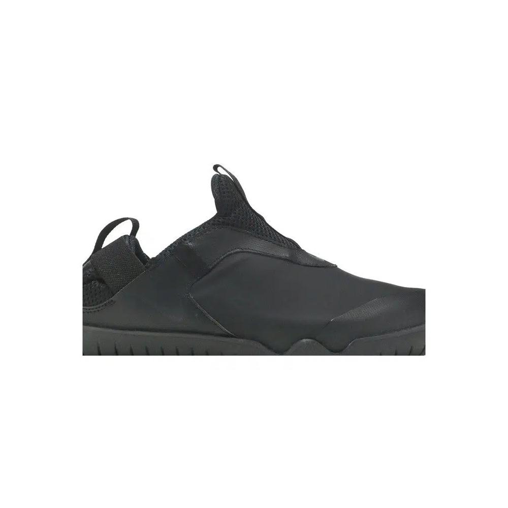 Повседневный бег Nike Zoom Pulse 'Triple Black' 2