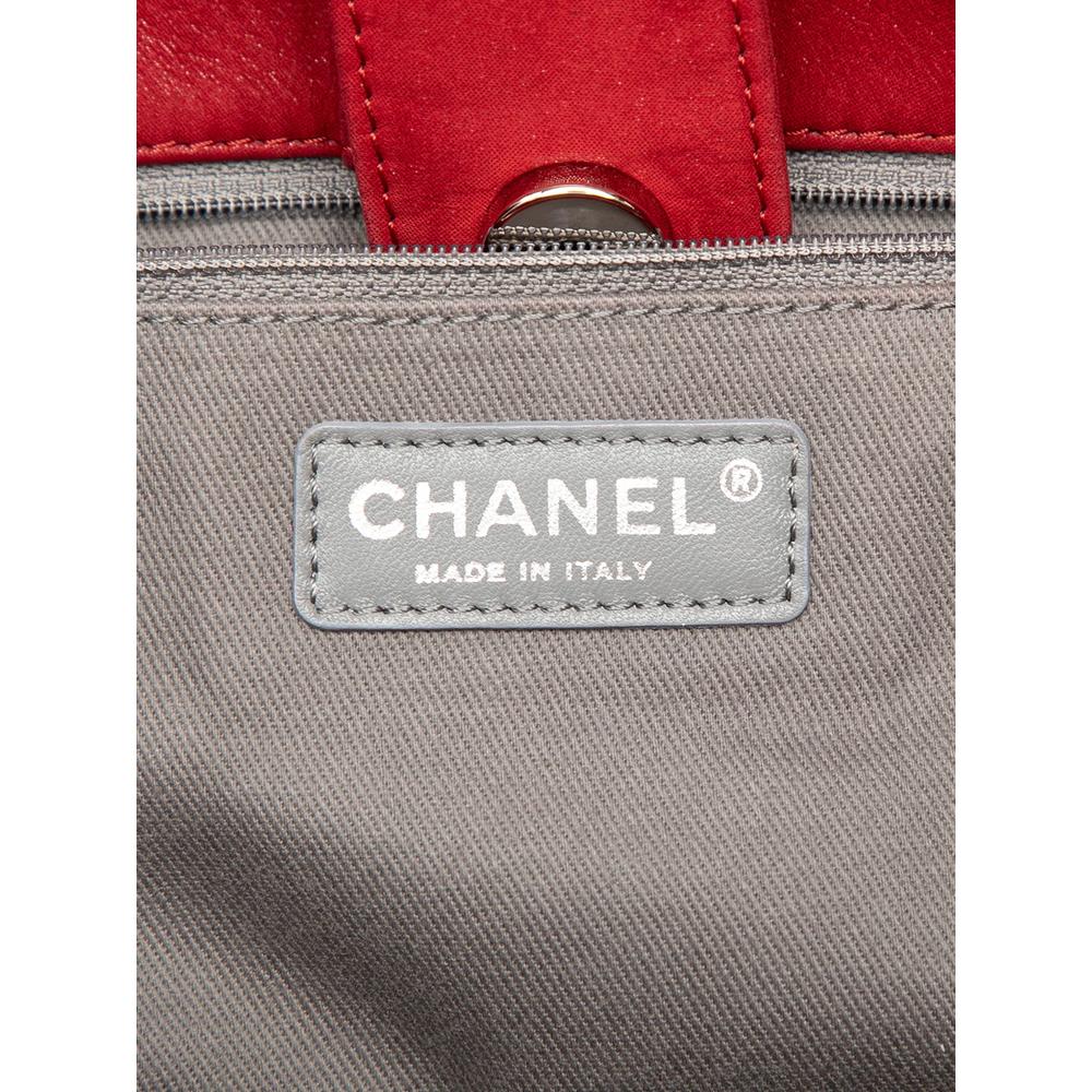 2012 Small Quilted Iridescent Calfskin Sea Hit Tote satchel 6