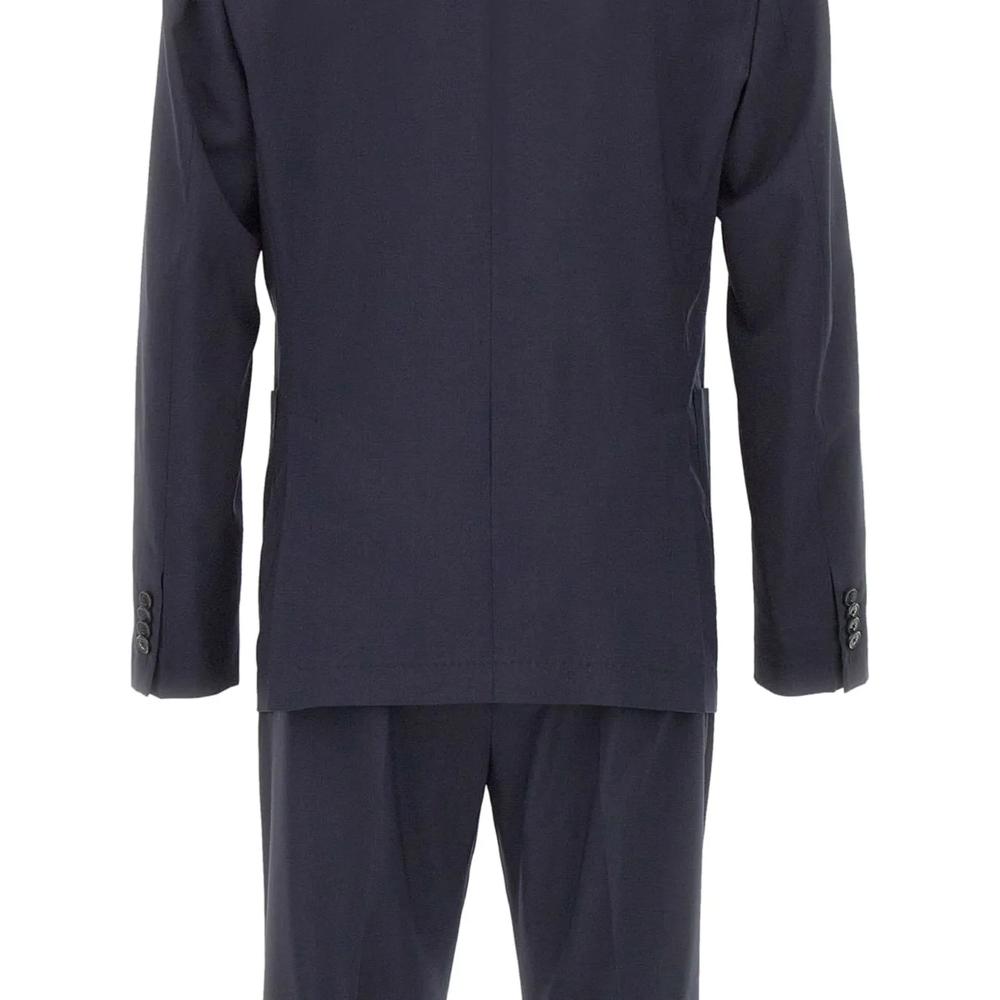 Костюм с накладным карманом и логотипом 2
