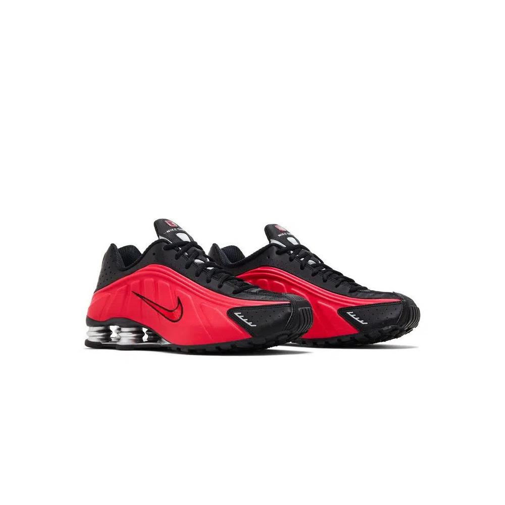 Кроссовки Nike Shox R4 'University Red Black' 8
